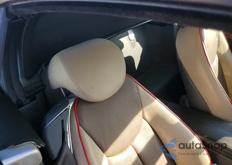 2005 Mercedes-Benz Sl 500 z USA, uszkodzony, nr VIN WDBSK75FX5F102952